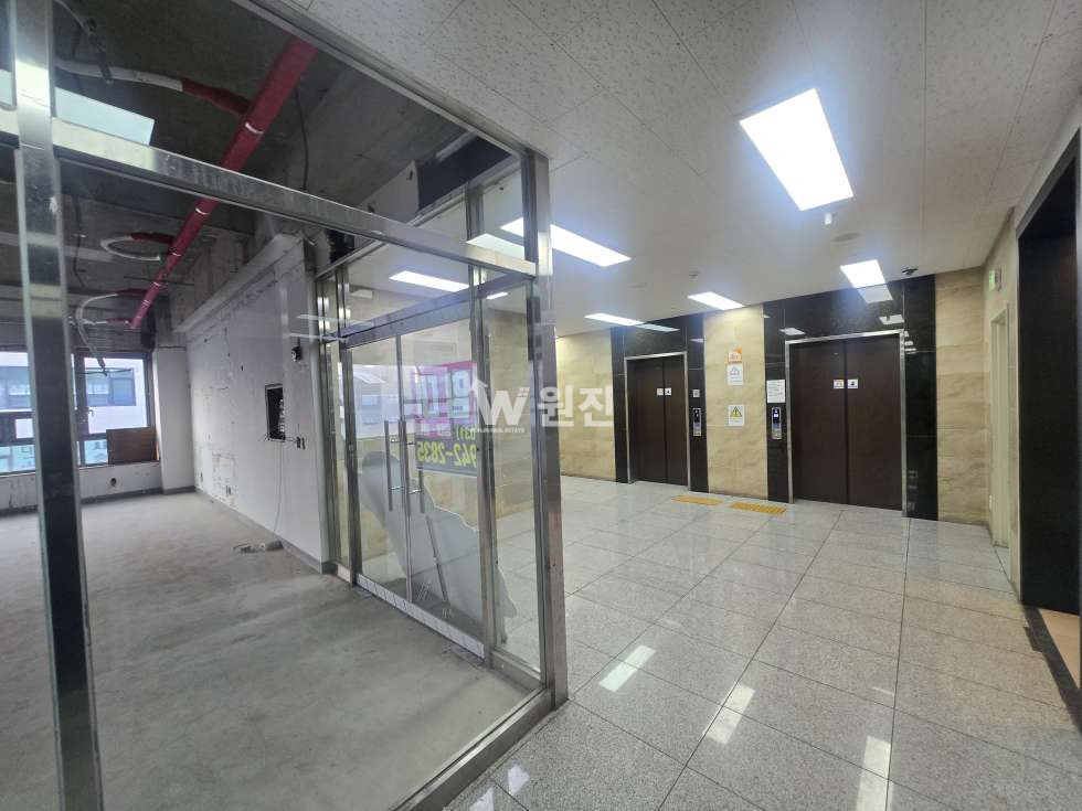 경기 파주시 목동동 입주가능상가매매 엘베바로앞 #파주학원 #파주미용업 #산내마을 매매 매물번호 11231 사진 1