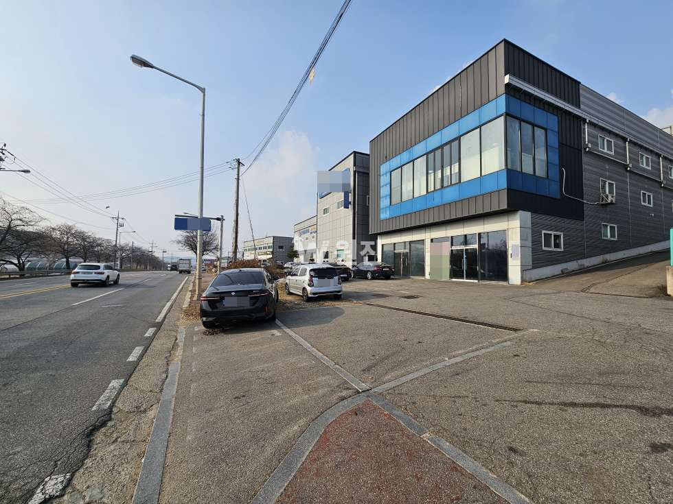 경기 고양일산동구 문봉동 차량관련업종임대 대로변바로앞 정비임대 월세 매물번호 11257 사진 1