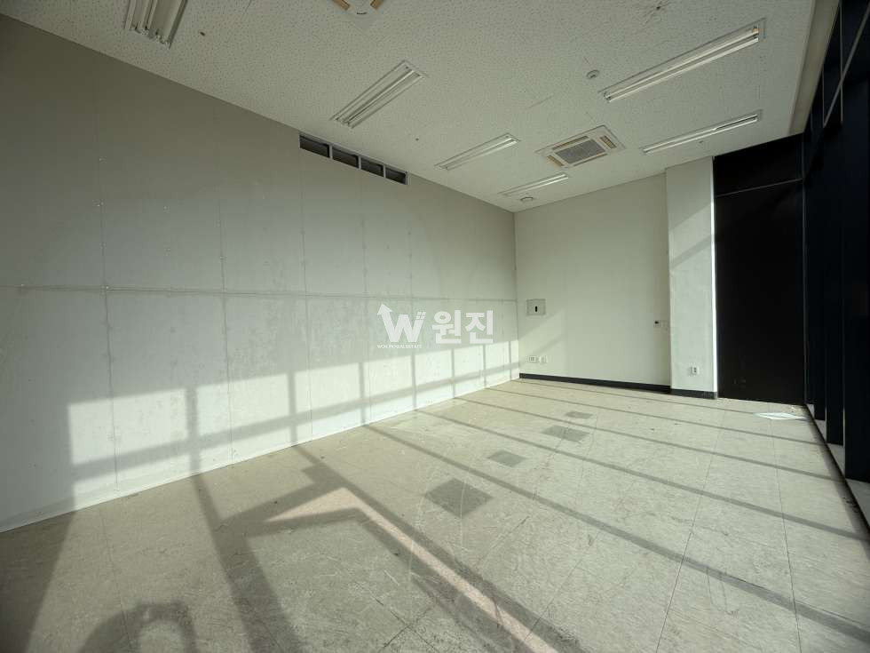 경기 고양일산동구 풍동 풍동 신축 사무실 면적선택가능 주차여유 냉난방기완비 월세 매물번호 11432 사진 11