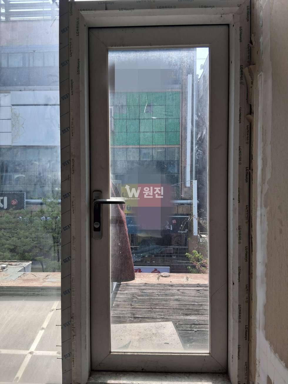 경기 고양일산동구 장항동 라페스타 3층 노출좋은 상가 전용면적 220평 무권리 월세 매물번호 11433 사진 6