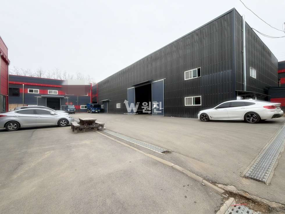 경기 파주시 월롱면 영태리 1,2,3동 영태리 정문공단 40피트진입 공장 전용면적 460 가설 230평 200평통건물 2개동 월세 매물번호 11396 사진 1