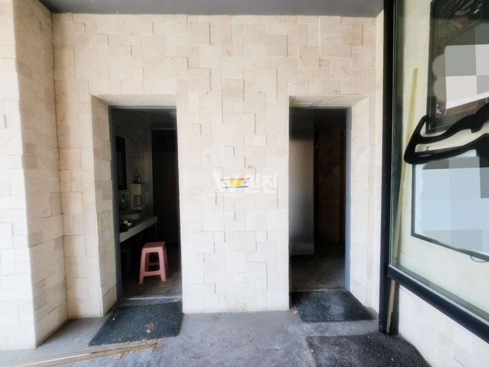 경기 고양일산서구 덕이동 덕이동가든형상가O대형점포O덕이동통건물사용O 월세 매물번호 10479 사진 3