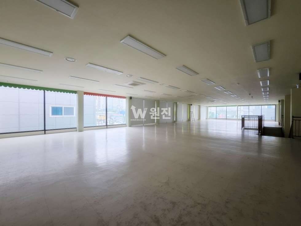 경기 고양일산서구 덕이동 일산 상가 단독마당 일산 사옥 경의대로 바로진입가능 매매 매물번호 10410 사진 5