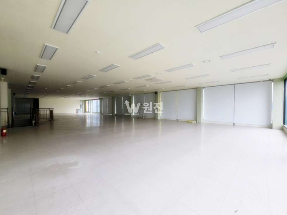 경기 고양일산서구 덕이동 일산 상가 단독마당 일산 사옥 경의대로 바로진입가능 매매 매물번호 10410 사진 8