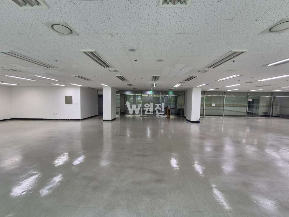 경기 고양일산동구 장항동 #일산 장항동 2층 상가 임대 보증금5000 월세400 월세 매물번호 11495 사진 3
