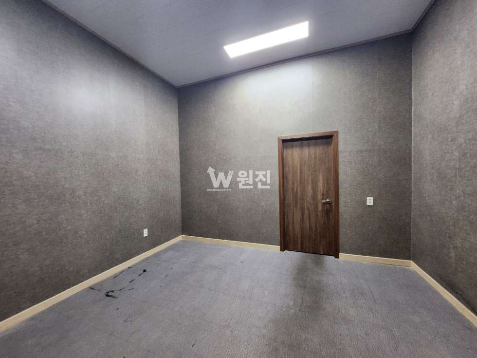 경기 고양일산동구 중산동 1동 운동시설/광고효과/편리한주차/음식점/대로변상가 월세 매물번호 10182 사진 6