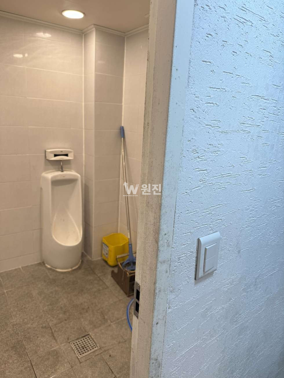경기 고양일산동구 정발산동 #대형 고깃집#시설완비#복층구조#소액권리 월세 매물번호 11019 사진 6