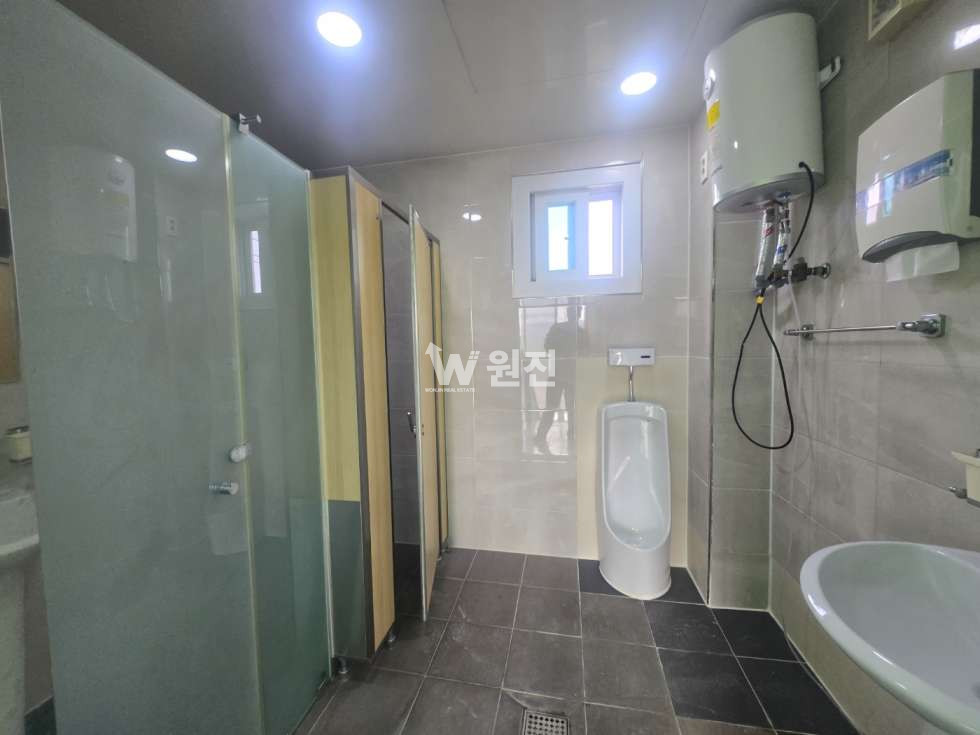 경기 고양일산동구 식사동 스크린골프연습장 운동시설임대 주차편리한 상가 월세 매물번호 10881 사진 6