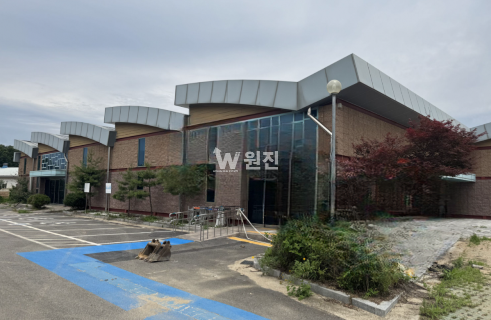 경기 고양덕양구 주교동 #주교동#창고#웨딩홀#교회#대형 평수 #박물관 월세 매물번호 11165 사진 2