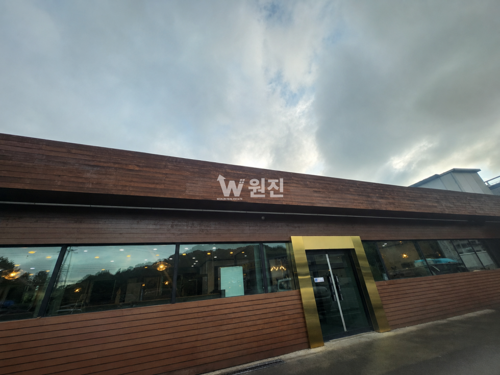 경기 파주시 아동동 1동 # 파주 아동동 대형상가 임대｜시청로변 1층 약 102평 월세 매물번호 11560 사진 3