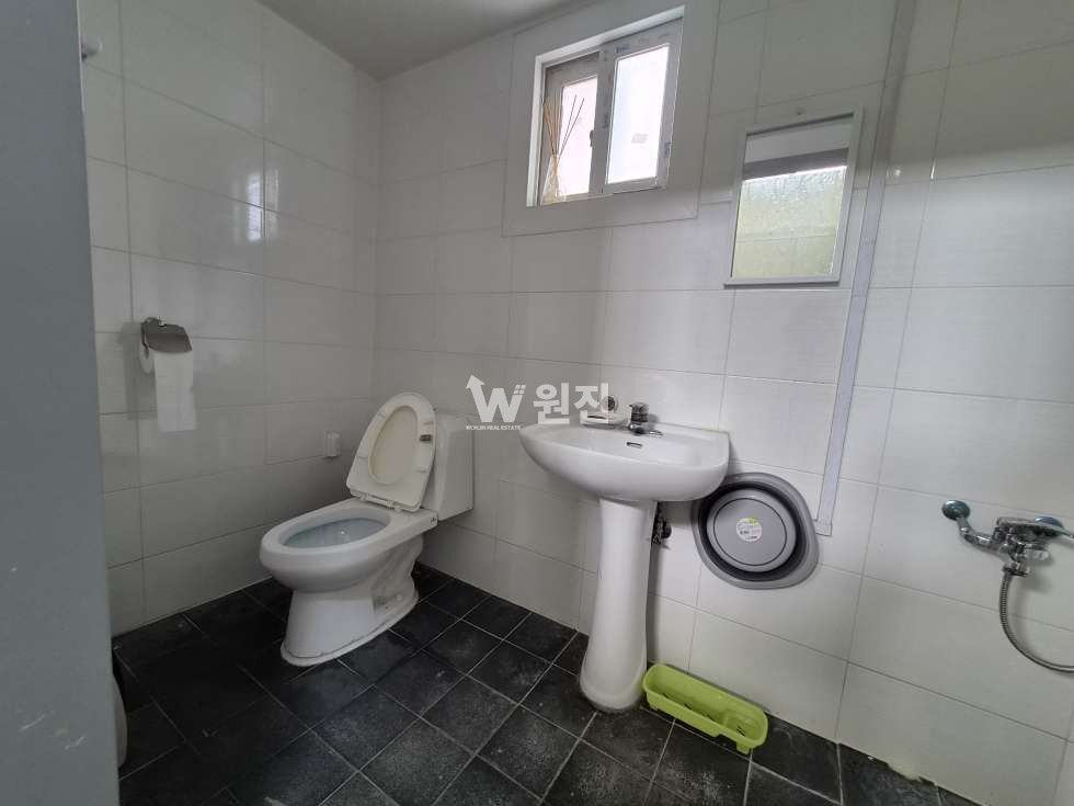 경기 파주시 서패동 서패동창고임대, 깨끗한컨디션, 내부사무실 월세 매물번호 11586 사진 8