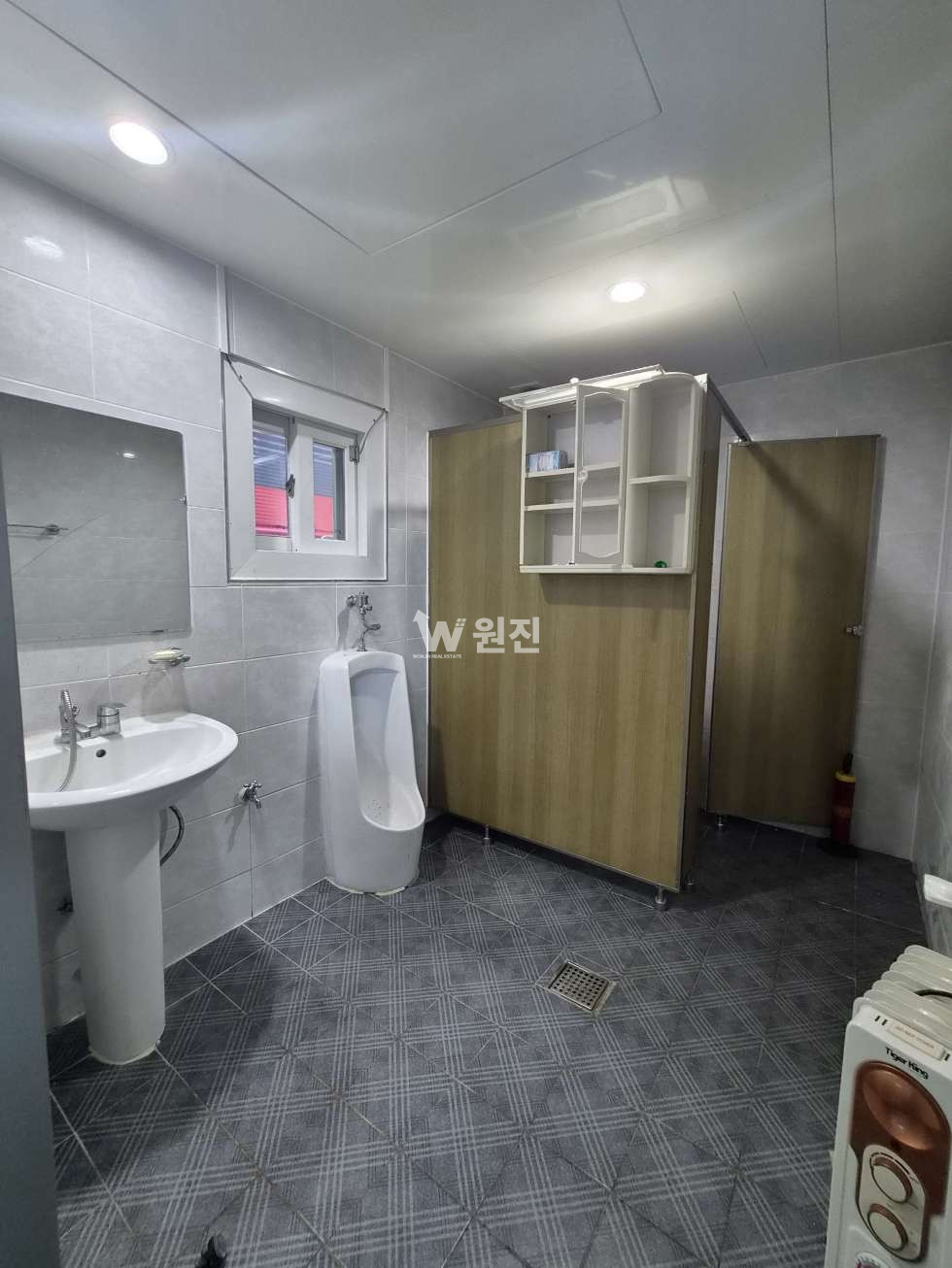 경기 파주시 신촌동 1동 파주시 신촌동 공장임대, 공장등록가능, 준신축, 민원무 월세 매물번호 11599 사진 6
