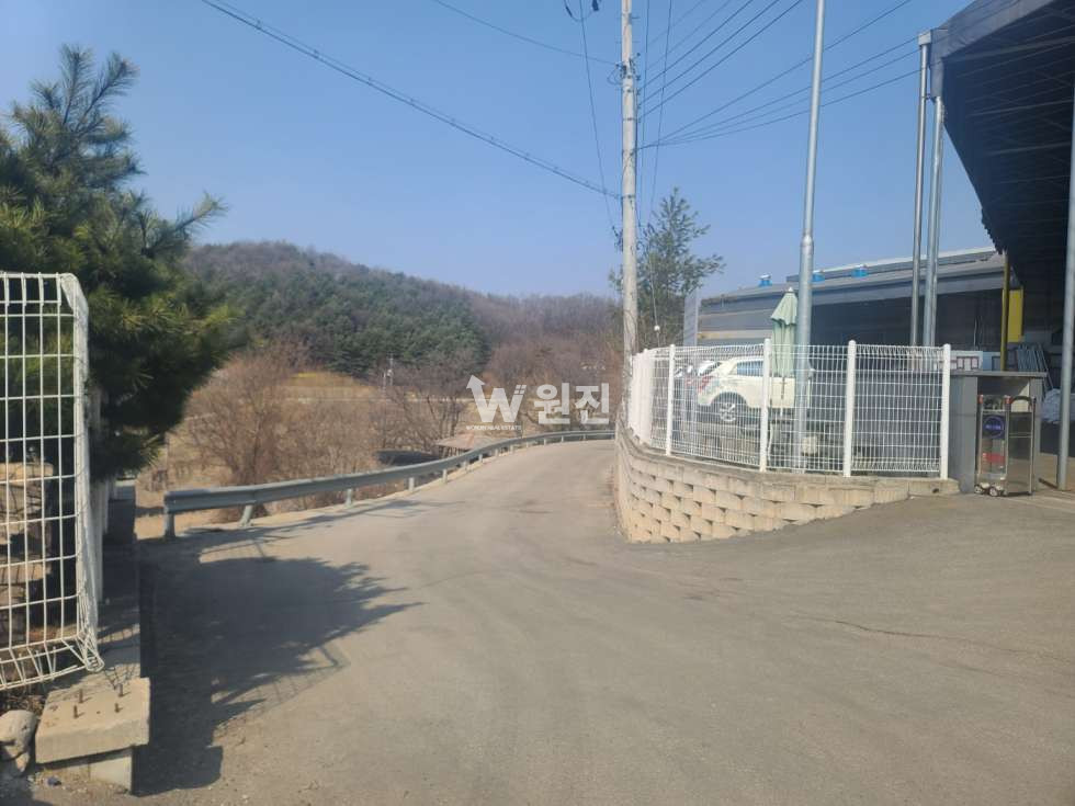 경기 파주시 법원읍 동문리 1동 민원소지없는 대형공장 매매 매매 매물번호 10263 사진 3