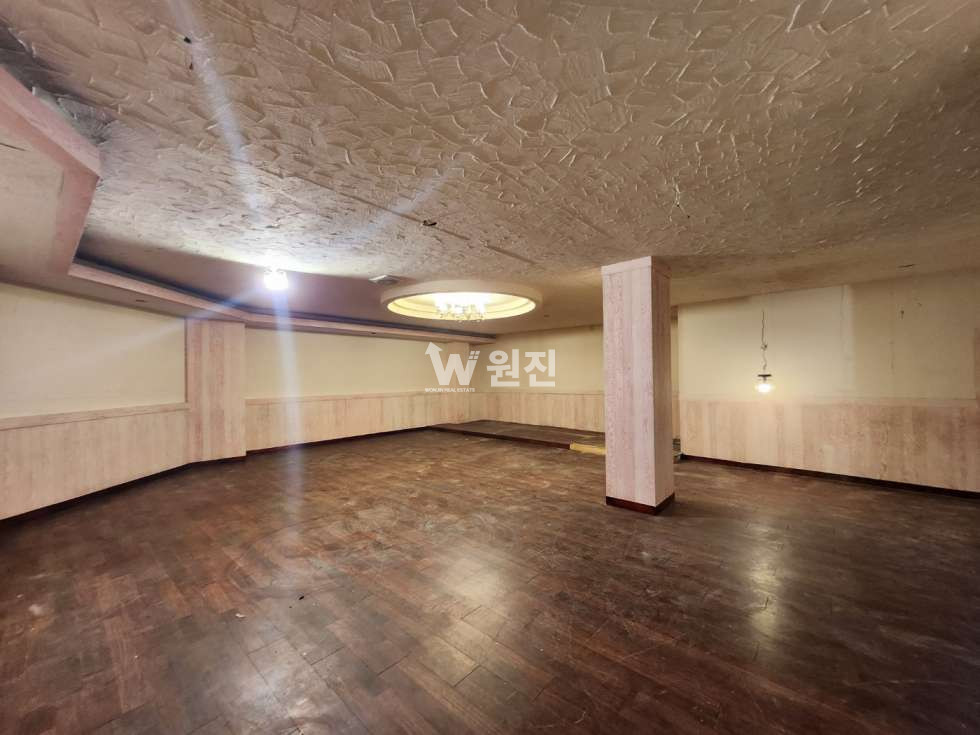 경기 고양일산서구 탄현동 1층전부사용 민원없음 스튜디오,사무실 등 월세 매물번호 10607 사진 1